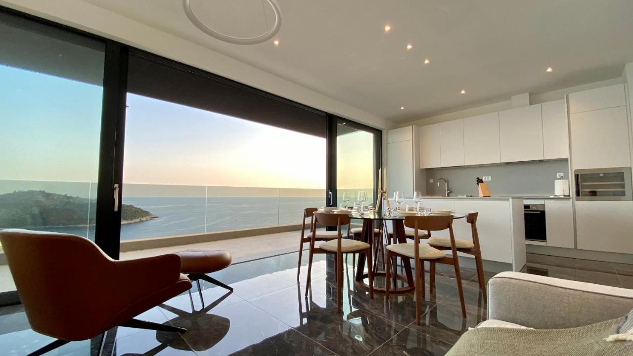 New&Luxury Apartment With An Outstanding View - Bombii Blue Dubrovnik Bagian luar foto